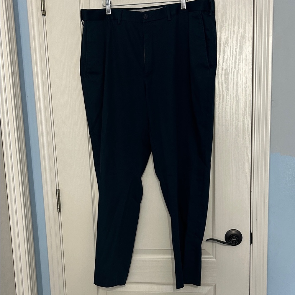 Men's Classic Haggar Navy Pants
